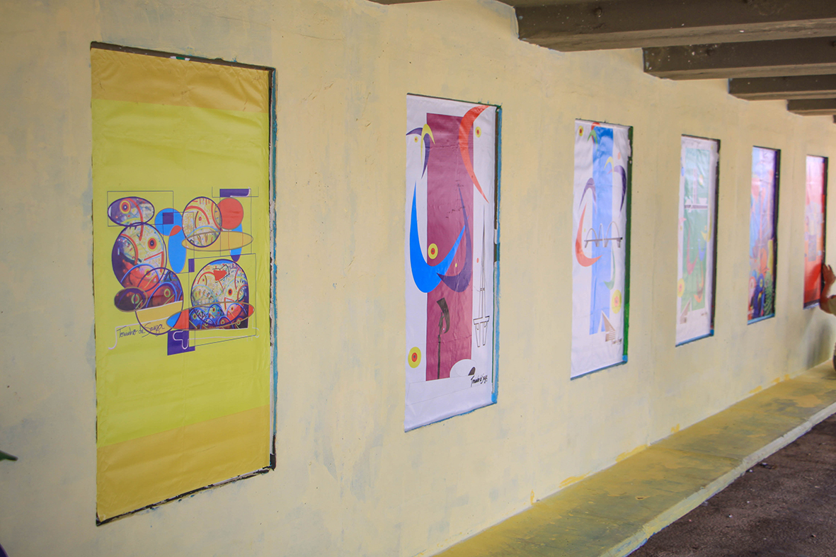 Em sua quinta edição, projeto transforma paradas de ônibus de Sobradinho em galerias de arte