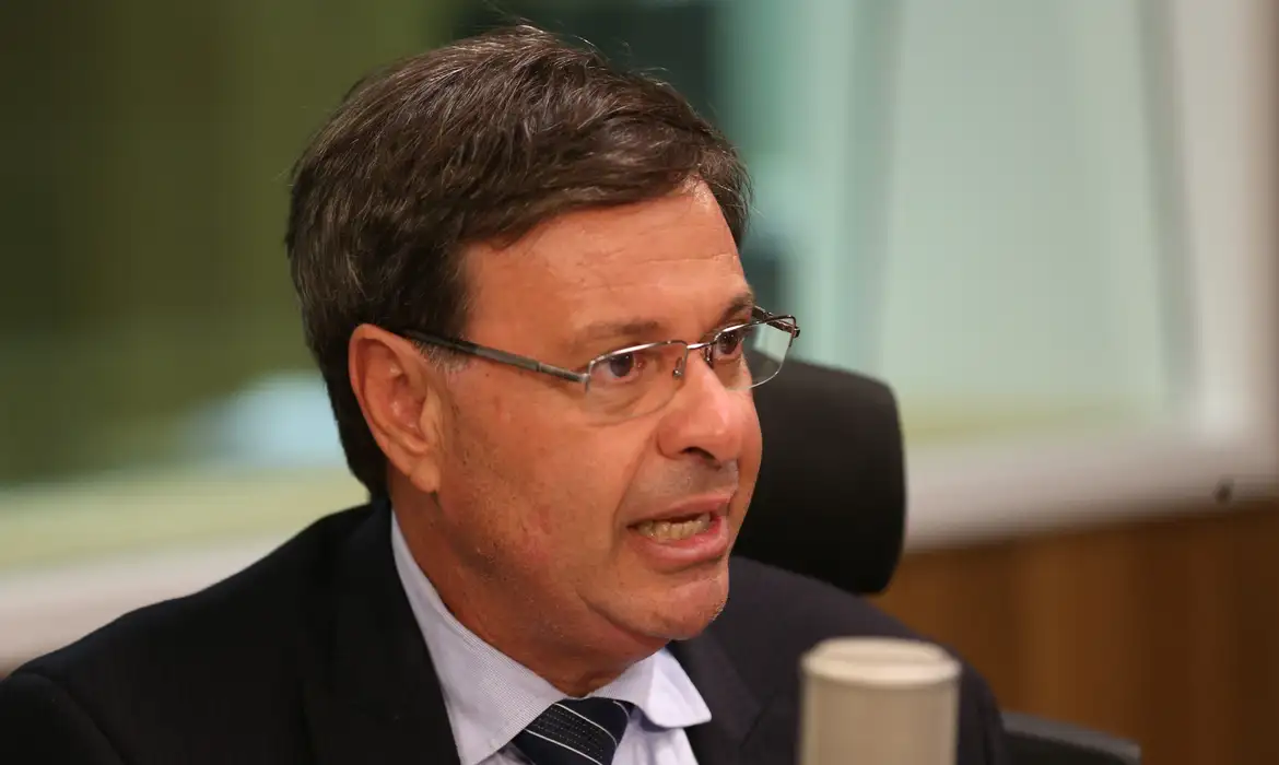 Foto: (Valter Campanato/Agência Brasil)
Ex-ministro Gilson Machado é preso pela Polícia Federal