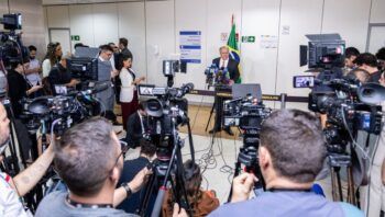 alckmin-conversa-com-secretari