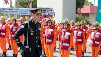 bombeiros-fazem-cerimonia-de-f