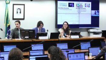 comissao-aprova-inclusao-da-ac