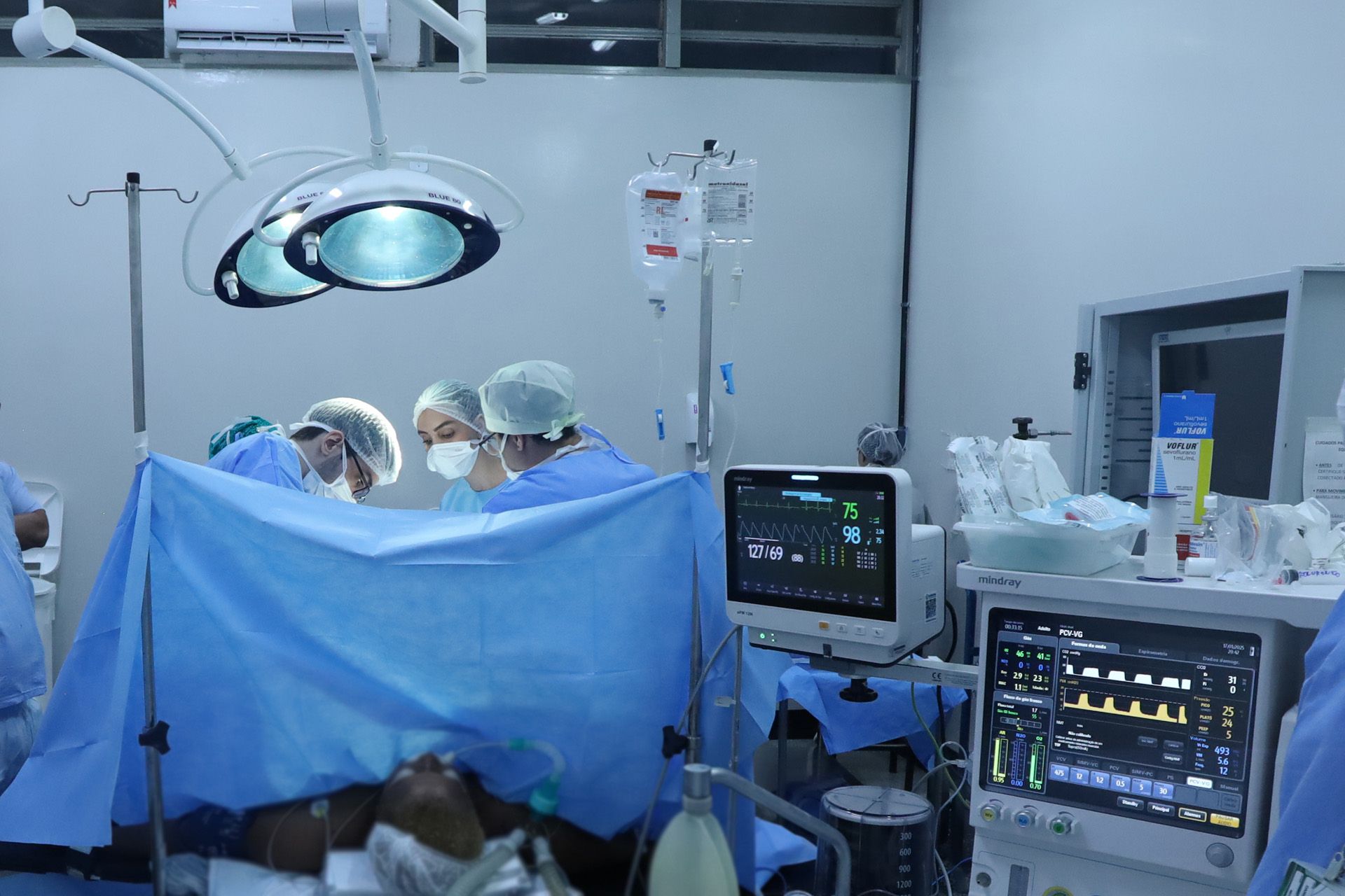 Os procedimentos de colecistectomia videolaparoscópica e de hernioplastias umbilicais, inguinais e crurais são essenciais para evitar complicações clínicas | Foto: Sandro Araújo/Agência Saúde-DF
GDF vai contratar 2,8 mil cirurgias de hérnia e vesícula na rede complementar