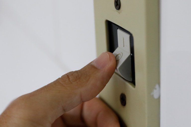 Gratuidade na energia começa a valer para 60 milhões de brasileiros