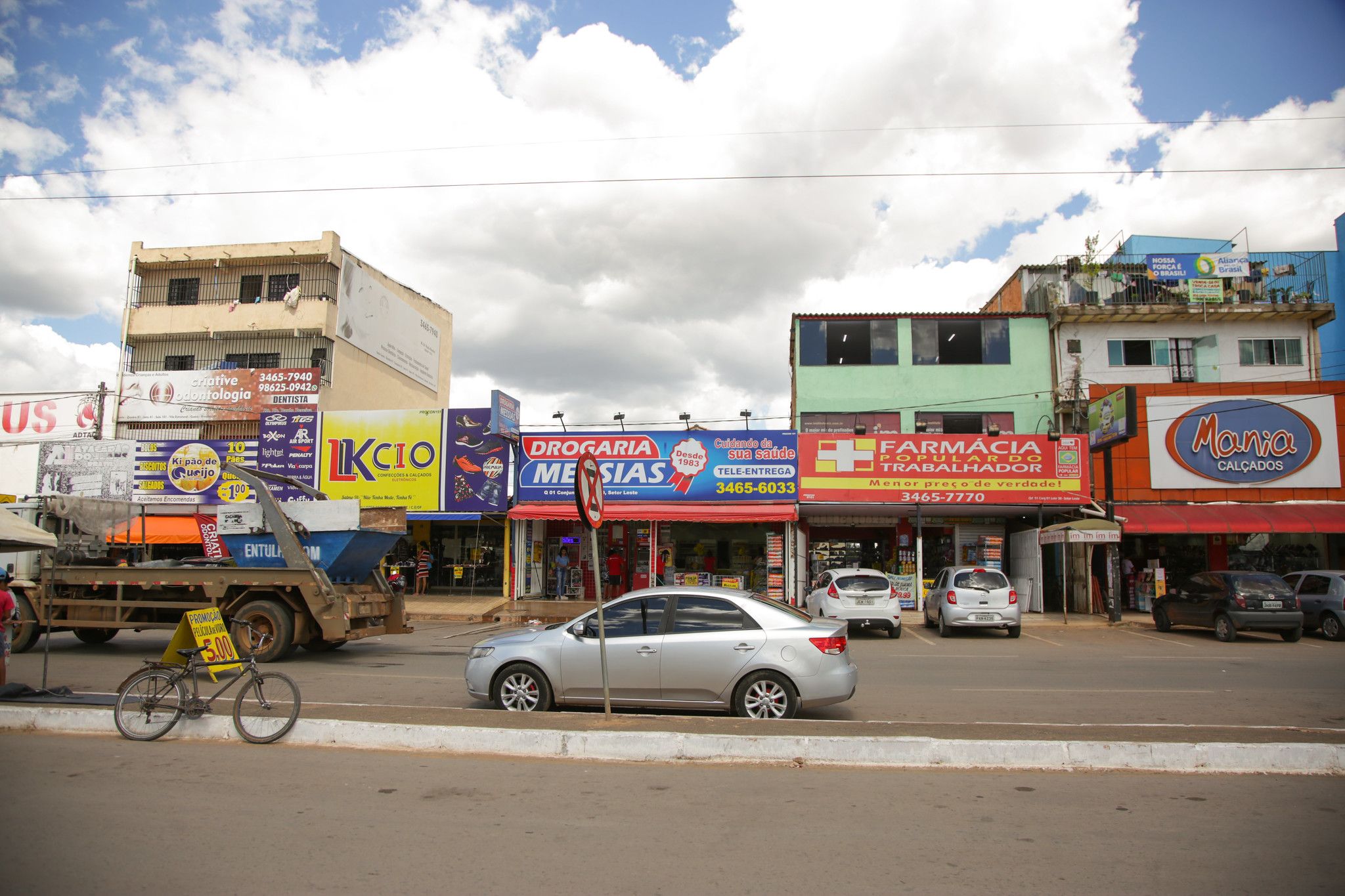Taxas de funcionamento e obras devem ser pagas até dia 31