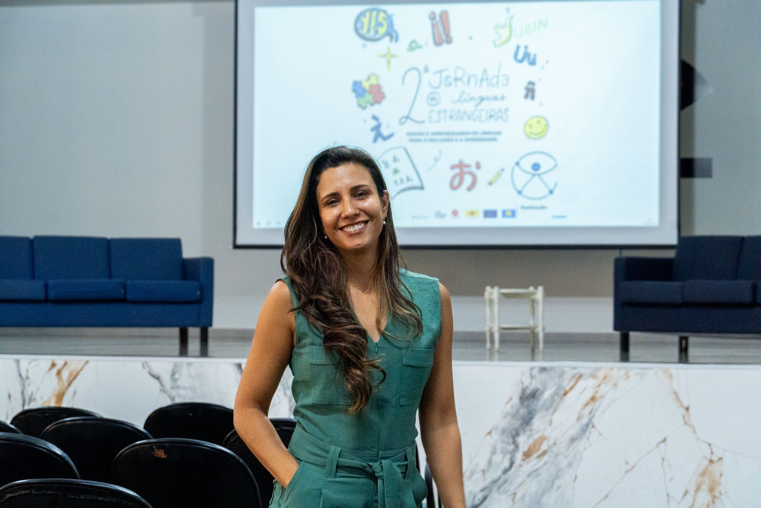 Dulce Alvin, diretora de Educação Inclusiva da SEEDF, enfatizou, durante o encontro: “A inclusão não é apenas um direito, mas uma responsabilidade nossa como gestores e educadores” | Foto: André Amendoeira/SEEDF
Educação promove 2ª Jornada de Línguas Estrangeiras da rede pública