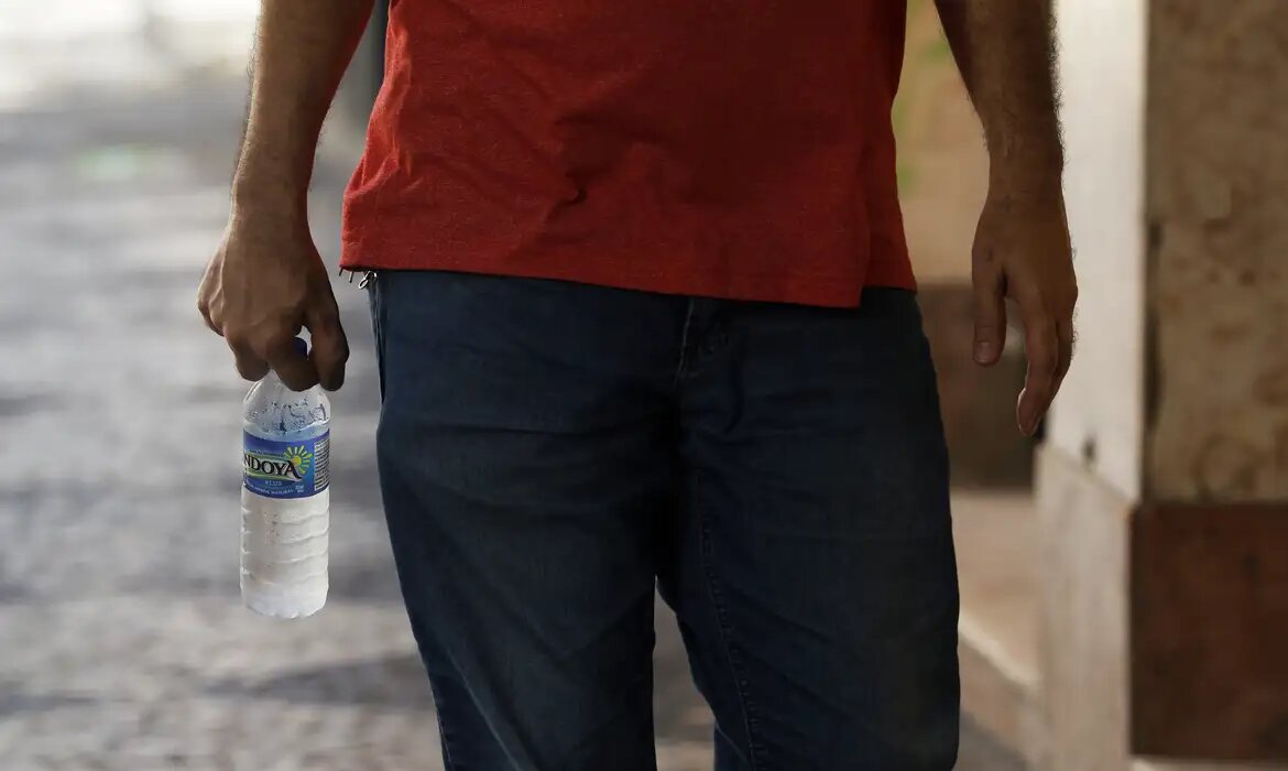onda-de-calor-atinge-4-estados