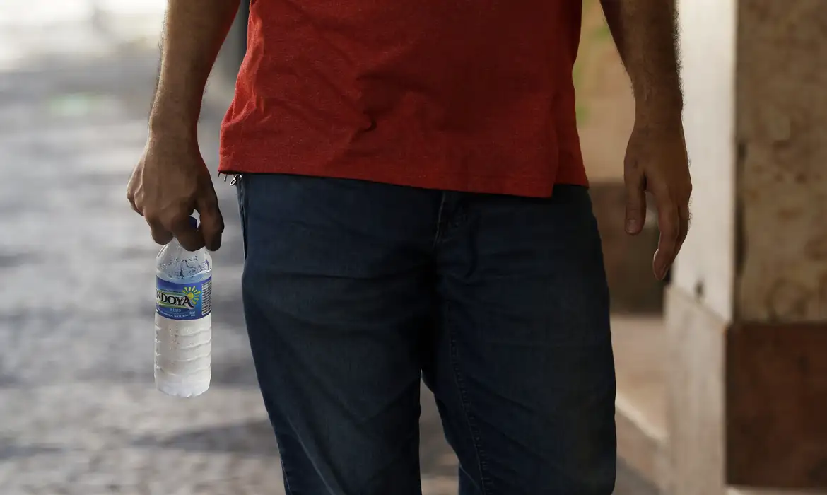 onda-de-calor-atinge-4-estados