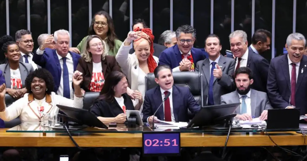 camara-aprova-pec-que-reduz-jo