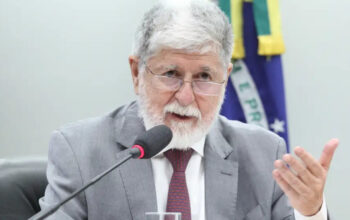 celso-amorim-defende-regulacao