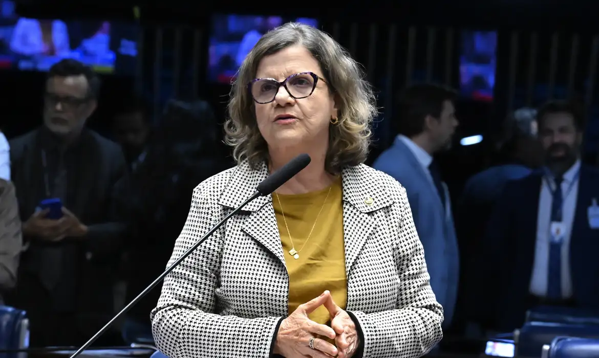 teresa-leitao-assume-lideranca