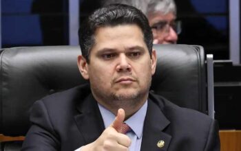 alcolumbre-envia-pec-do-fim-da