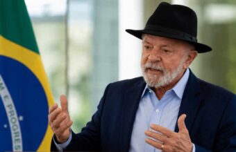 lula-adia-aval-a-embaixador-do