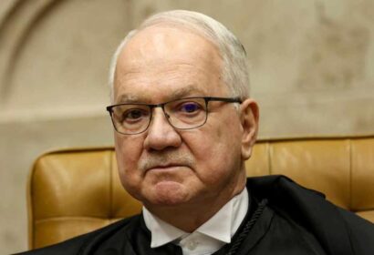 Crise no STF leva Fachin a aguardar explicações de Moraes e Mendonça