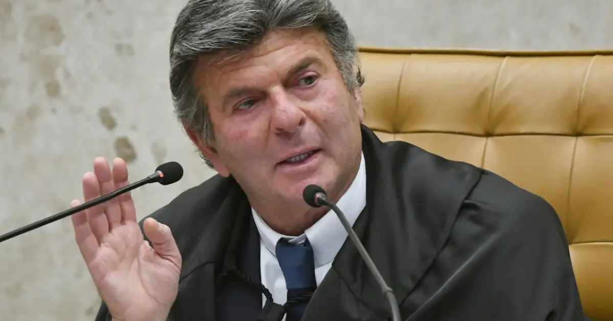 Fux suspende decisão de Dino sobre posts de Nossa Senhora Aparecida