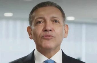 Às vésperas da eleição, presidente do TSE faz apelo contra desinformação