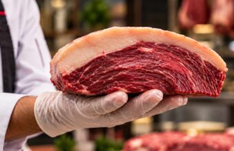 Exportação de carne à China fica mais cara após Brasil atingir limite anual