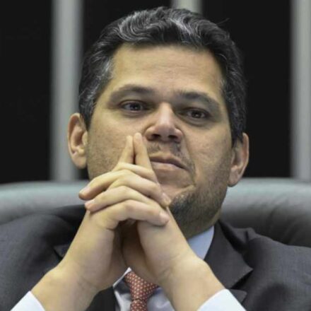 Senado vota na terça proposta que prevê dois dias de folga por semana